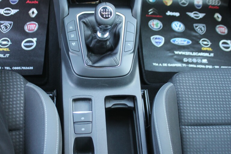 38 Stilecar It Ford Focus Gj090aw