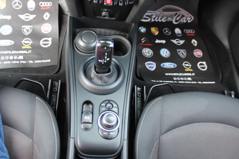 41 Stilecar It Mini Cooper D Gj951ag