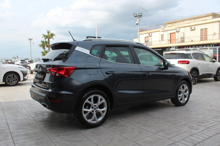 02 Stilecar It Seat Arona Gm591yf