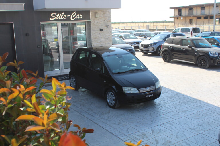 05 Stilecar It Fiat Idea Dr771xg