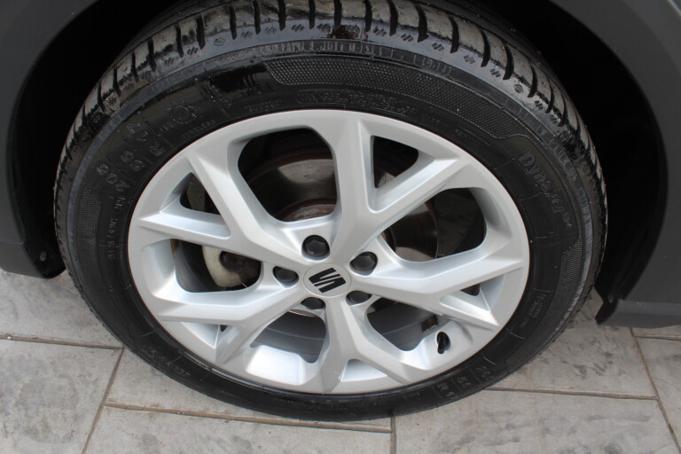 09 Stilecar It Seat Arona Gm591yf