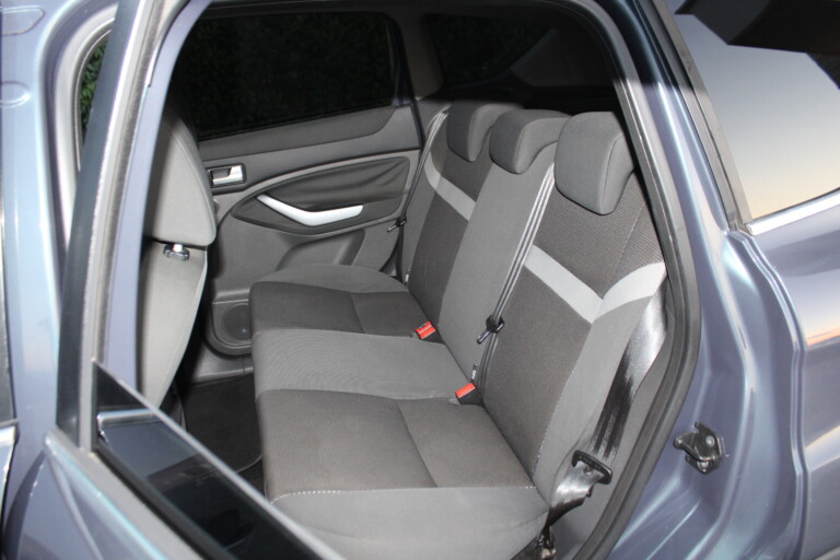 10 Stilecar It Ford Kuga Eh159ab