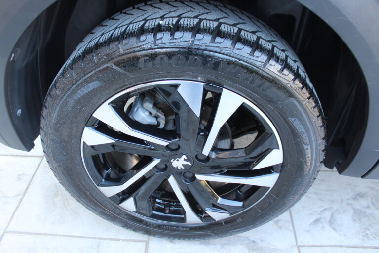 10 Stilecar It Peugeot 2008 Gj757av