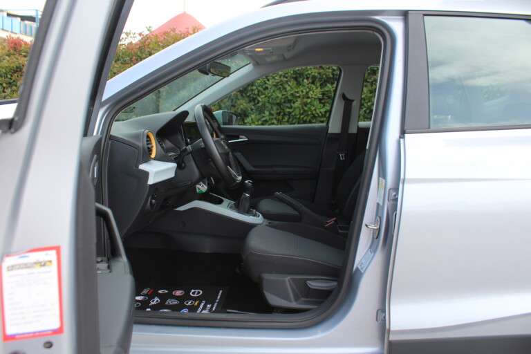12 Stilecar It Seat Arona Gm962lb