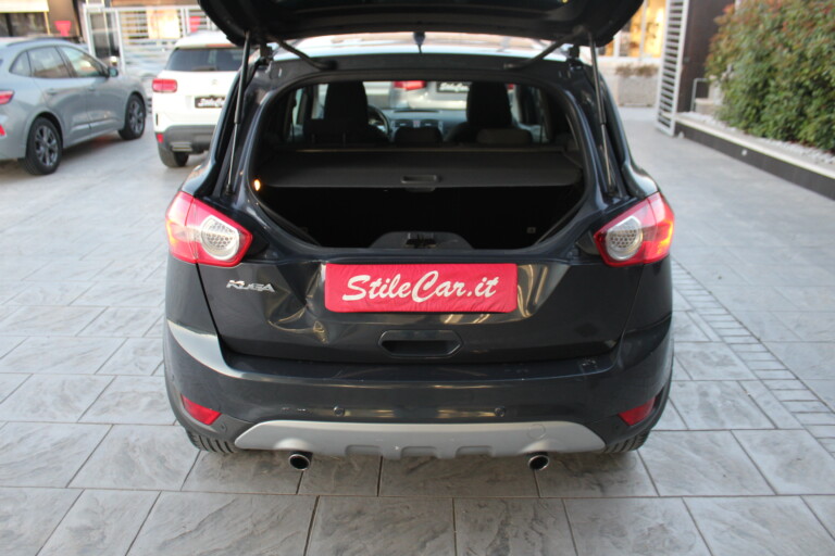 13 Stilecar It Ford Kuga Eh159ab