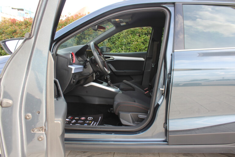 13 Stilecar It Seat Arona Gm591yf