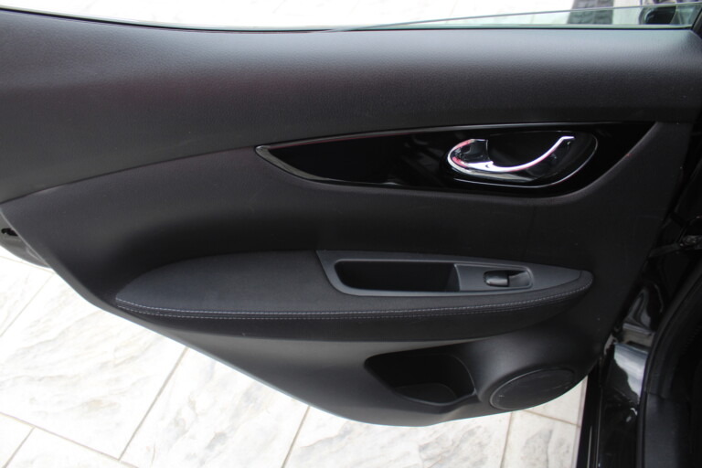 17 Stilecar It Nissan Qashqai Fa486tf
