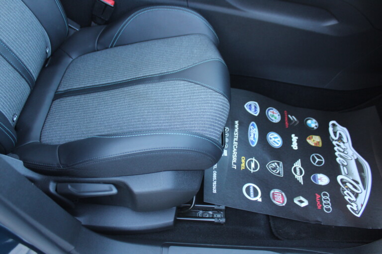 18 Stilecar It Peugeot 3008 Gj337ax