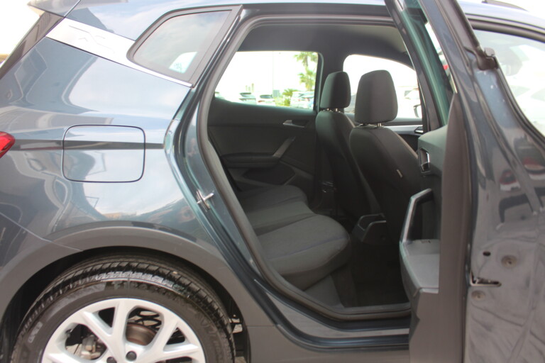 19 Stilecar It Seat Arona Gm591yf