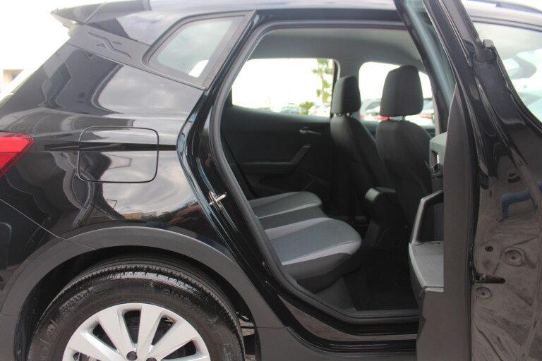 20 Stilecar It Seat Arona Fy644hf