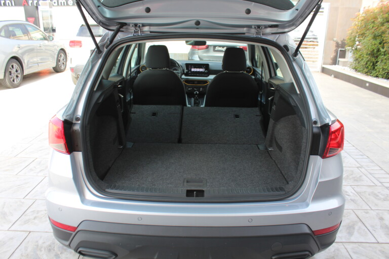 21 Stilecar It Seat Arona Gm962lb
