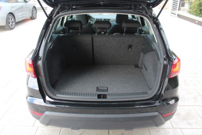 23 Stilecar It Seat Arona Fy644hf