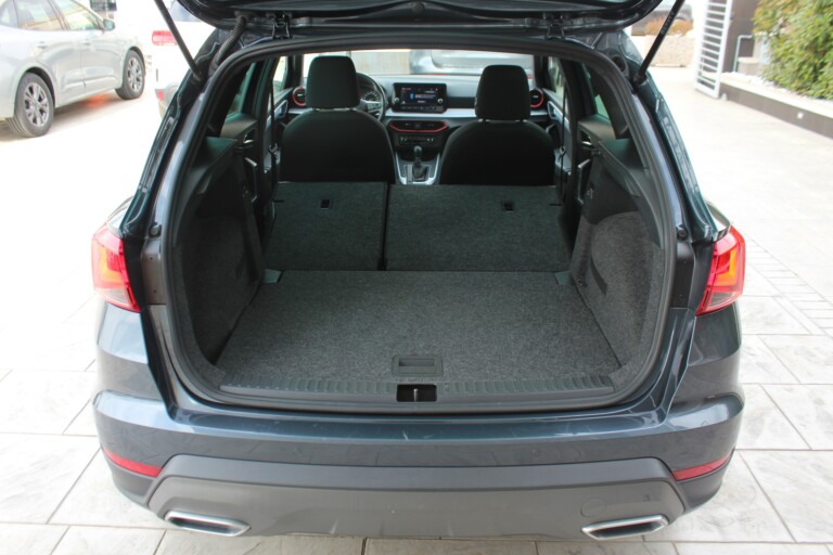 23 Stilecar It Seat Arona Gm591yf