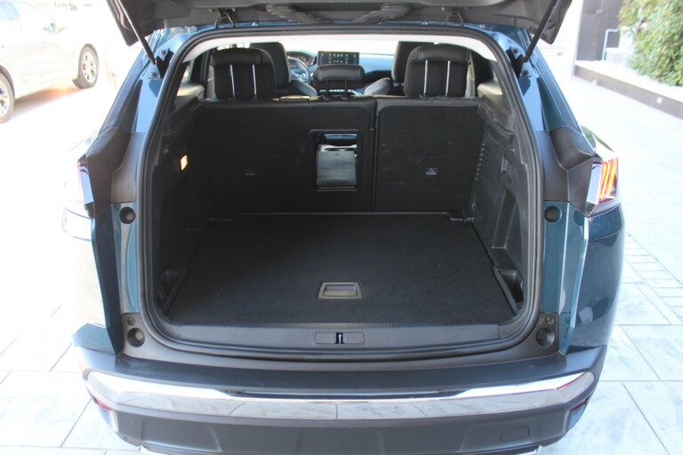 25 Stilecar It Peugeot 3008 Gj337ax
