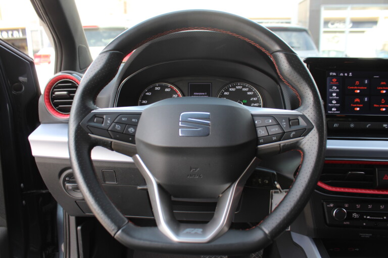 25 Stilecar It Seat Arona Gm591yf
