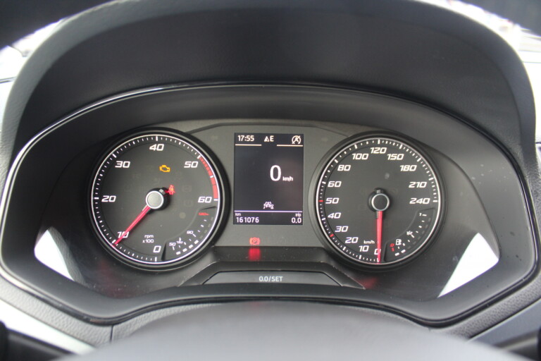 29 Stilecar It Seat Arona Fy644hf