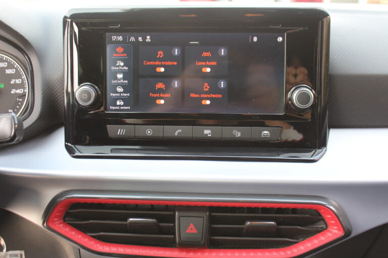 30 Stilecar It Seat Arona Gm591yf