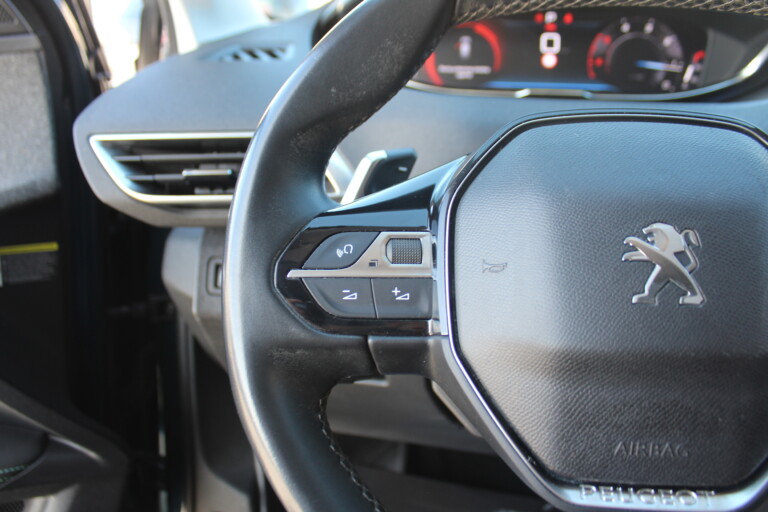 31 Stilecar It Peugeot 3008 Gj337ax