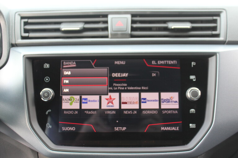 32 Stilecar It Seat Arona Fy644hf
