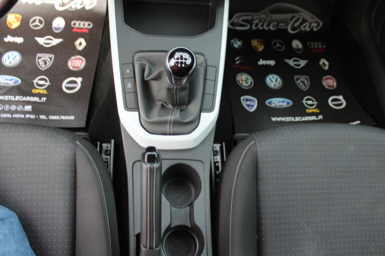 33 Stilecar It Seat Arona Gm962lb