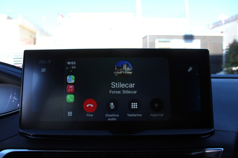 39 Stilecar It Peugeot 3008 Gk419rj