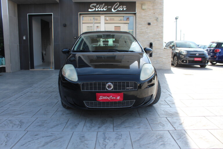 01 Stilecar It Fiat G Punto Ea676pe 1