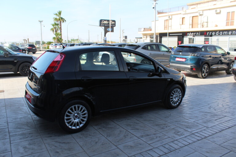 02 Stilecar It Fiat G Punto Ea676pe