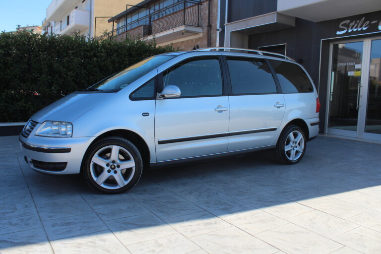 03 Stilecar It Vw Sharan Gn317mj