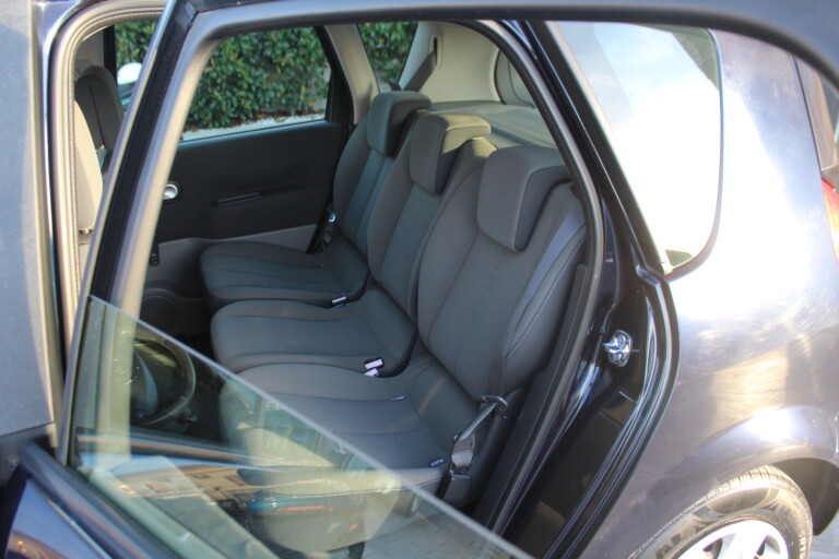 07 Stilecar It Renault Scenic Dp444tz