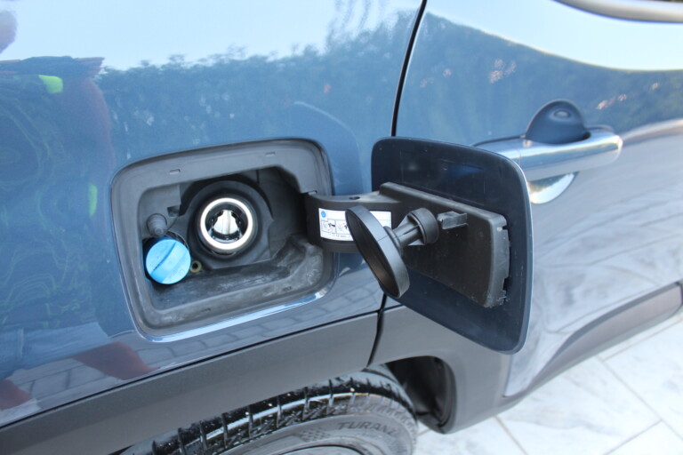 08 Stilecar It Jeep Renegade Gj246yj