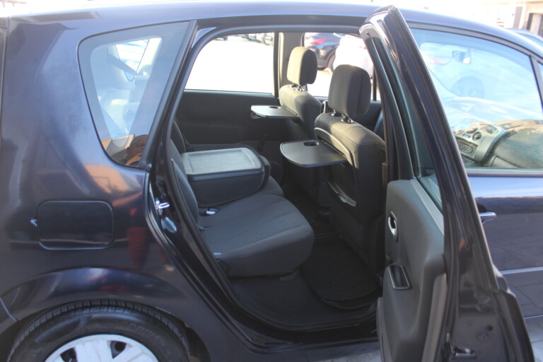 08 Stilecar It Renault Scenic Dp444tz
