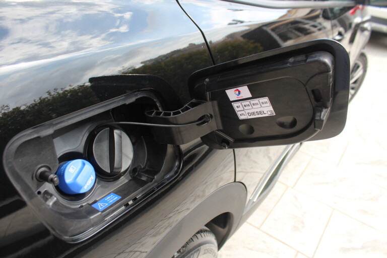 09 Stilecar It Peugeot 3008 Gm668ky