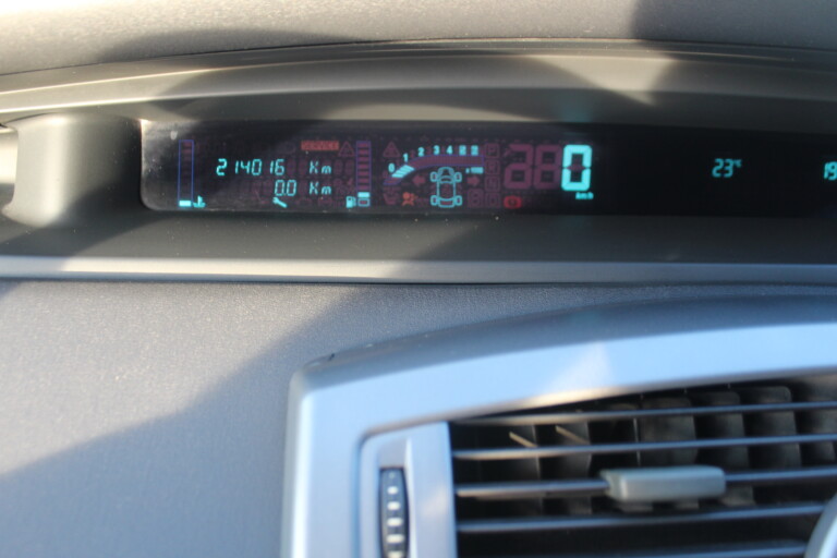 11 Stilecar It Renault Scenic Dp444tz