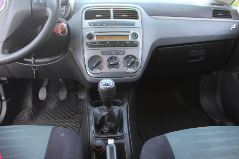 12 Stilecar It Fiat G Punto Ea676pe