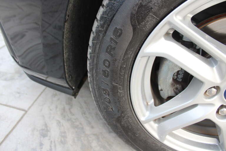 12 Stilecar It Ford Focus Gj660bb