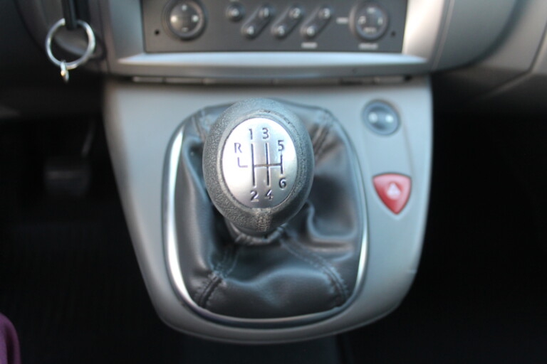 13 Stilecar It Renault Scenic Dp444tz
