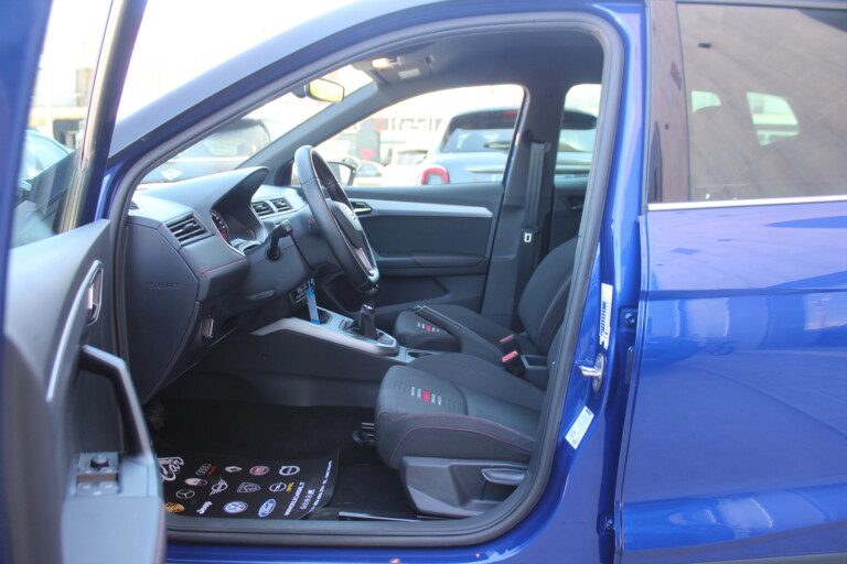 13 Stilecar It Seat Arona Gd162ax