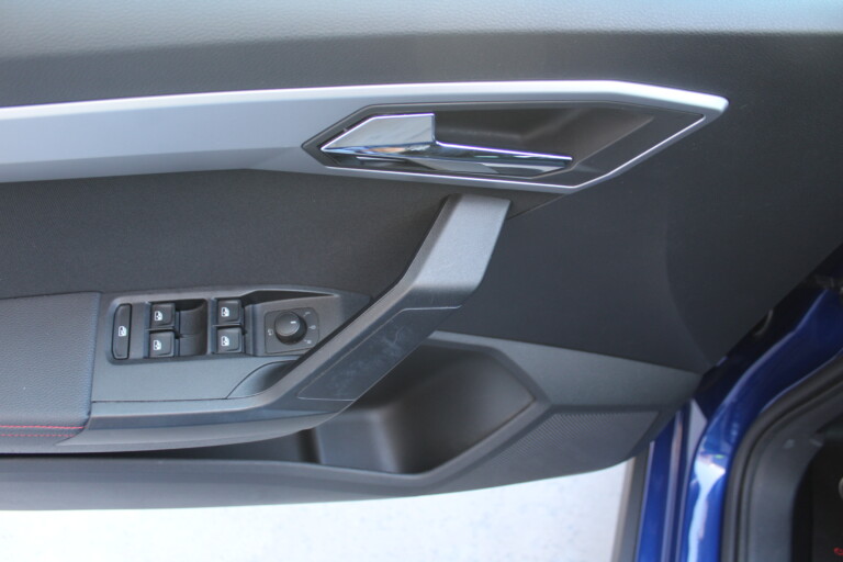 14 Stilecar It Seat Arona Gd162ax