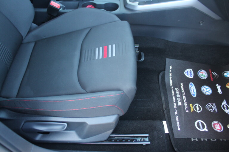 16 Stilecar It Seat Arona Gd162ax