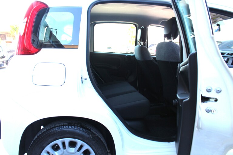 17 Stilecar It Fiat Panda Gg665zt