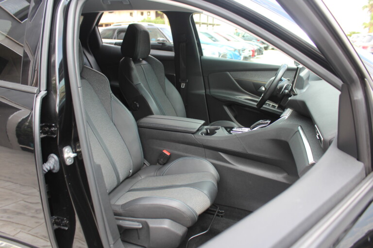 17 Stilecar It Peugeot 3008 Gm668ky