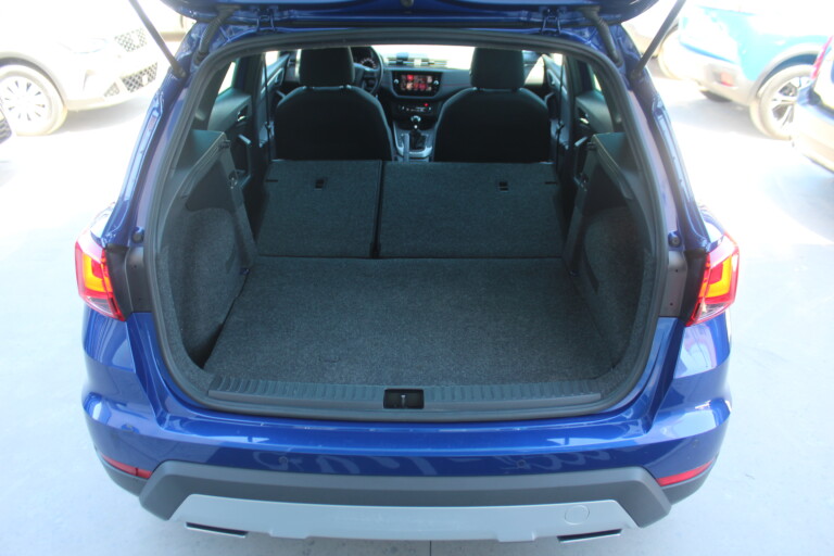 23 Stilecar It Seat Arona Gd162ax