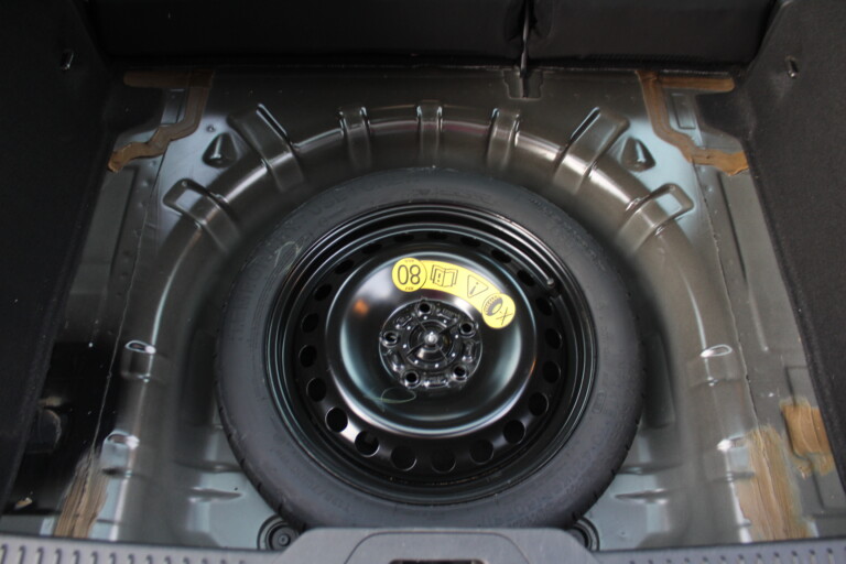 24 Stilecar It Ford Focus Gj660bb