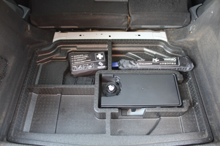 25 Stilecar It Peugeot 308 Gk015ps