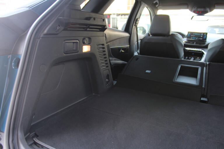 26 Stilecar It Peugeot 3008 Gr421ml