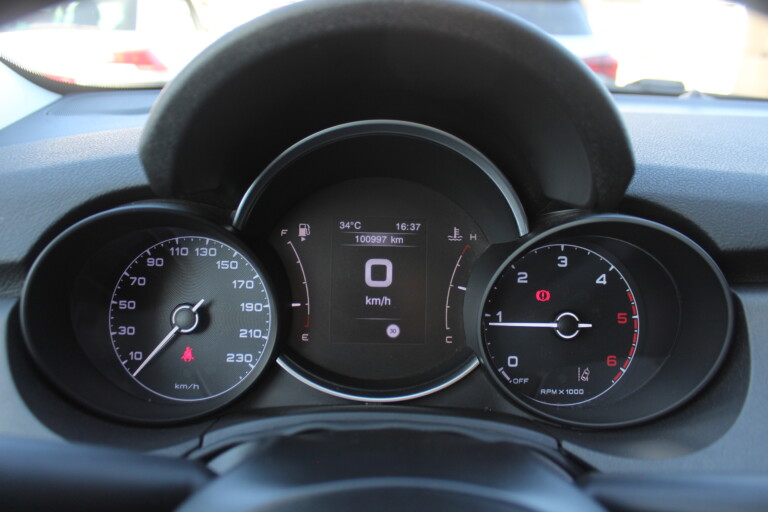 28 Stilecar It Fiat 500x Gj769cn