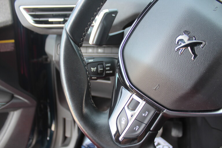 29 Stilecar It Peugeot 3008 Gr421ml