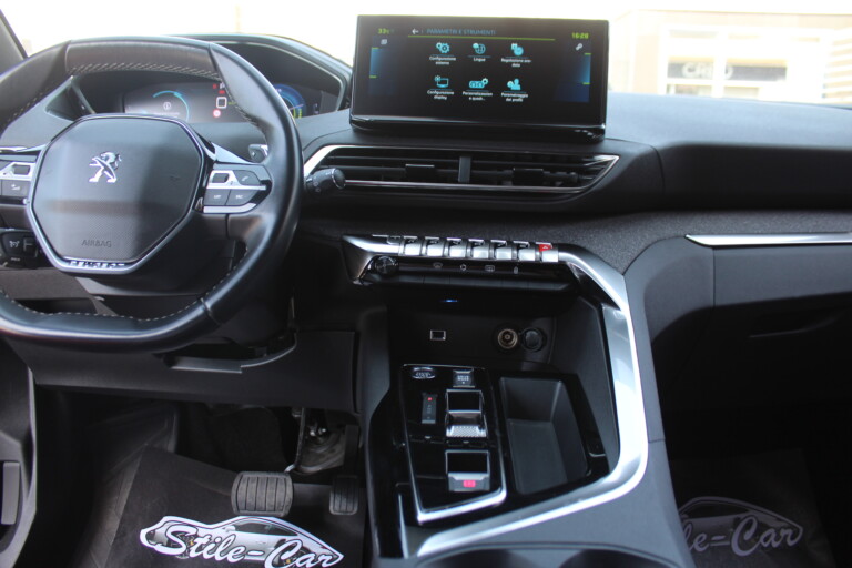 33 Stilecar It Peugeot 3008 Gr421ml