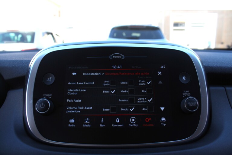 35 Stilecar It Fiat 500x Gj769cn