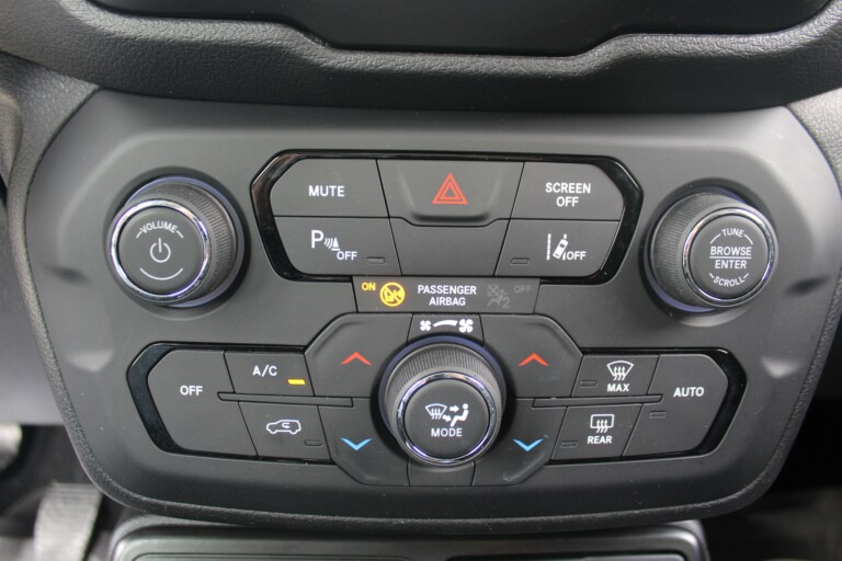 40 Stilecar It Jeep Renegade Gg305rx